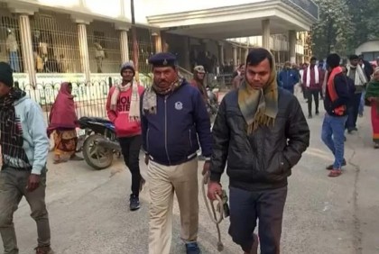যেভাবে মেয়ের ‘মৃত’ ধর্ষককে জীবিত খুঁজে বের করলেন সাহসী মা!