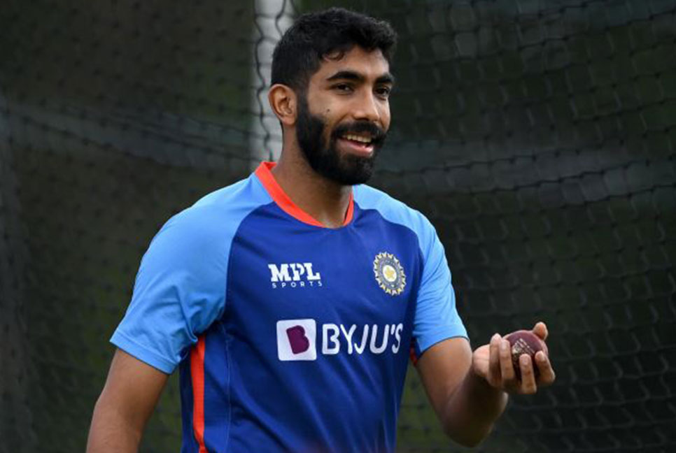 জাতীয় দলে নেই, আইপিএলে আছেন বুমরাহ!