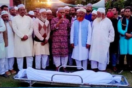 একদিনের জামিন পেয়ে বাবার জানাজা পড়লেন যুবদল নেতা