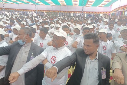 ধামরাইয়ে মাদকমুক্ত থাকার শপথ দুই হাজার শিক্ষার্থীর