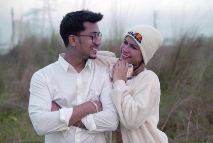 গগনের গানে বাদশা ও সাফা (ভিডিও)