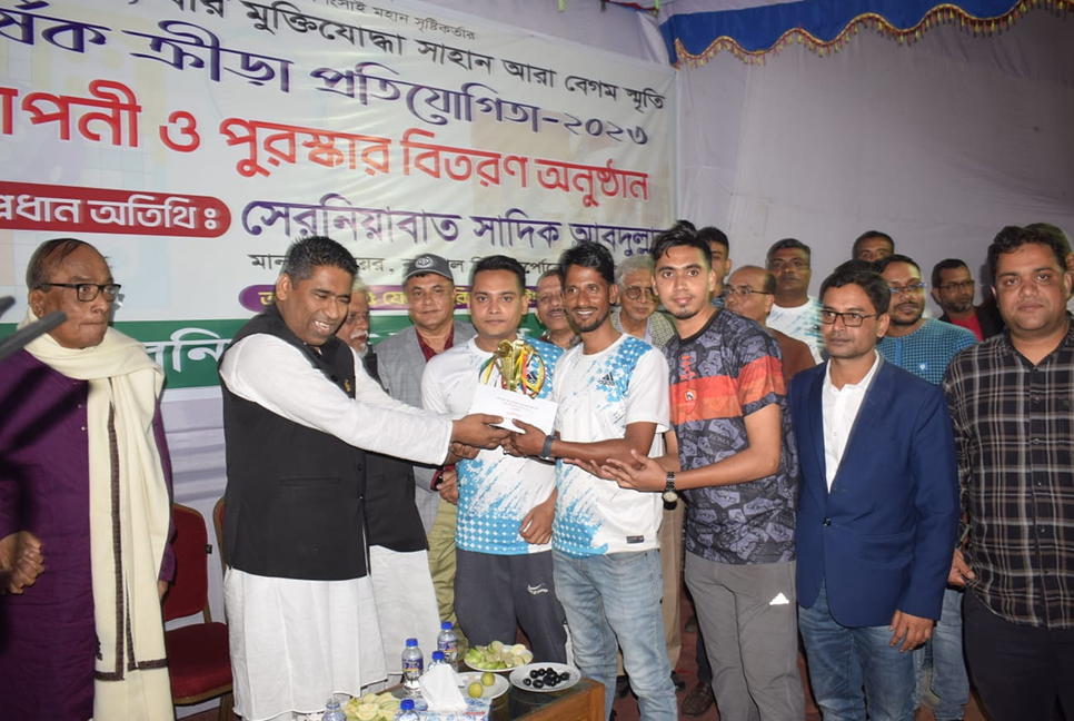 বরিশাল প্রেস ক্লাবে ক্রীড়া প্রতিযোগিতার সমাপনী ও পুরস্কার বিতরণ