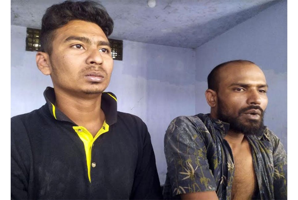 কুষ্টিয়ায় বিদেশি পিস্তলসহ দুই যুবক আটক