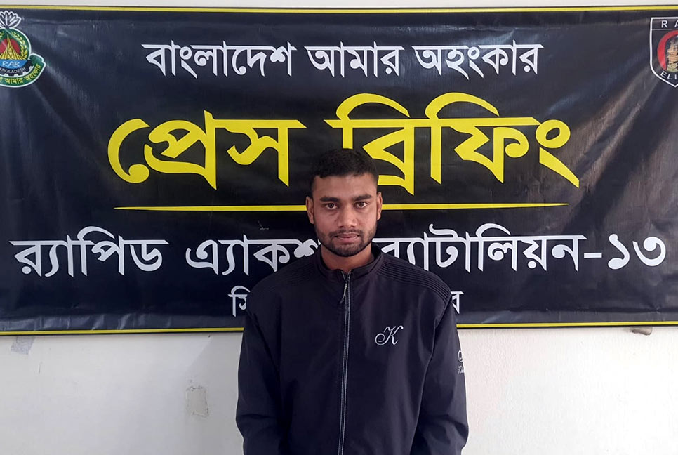 প্রেমিকার পিতাকে হত্যার অভিযোগে যুবক গ্রেফতার