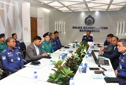 একুশে ফেব্রুয়ারি ও আন্তর্জাতিক মাতৃভাষা দিবসে সর্বোচ্চ নিরাপত্তা নিশ্চিত করুন : আইজিপি 

