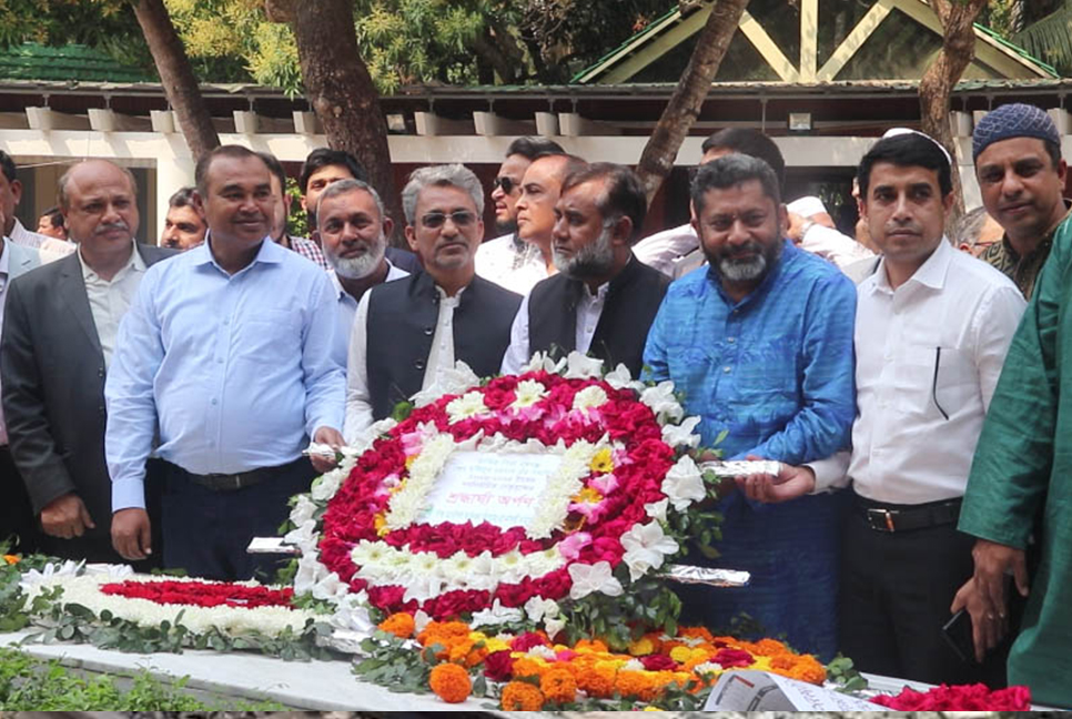 বঙ্গবন্ধুর সমাধিতে শিক্ষা প্রকৌশল অধিদপ্তর ডিপ্লোমা প্রকৌশলী সমিতির শ্রদ্ধা