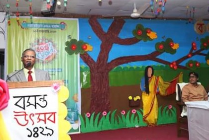 আমাদের শিক্ষার্থীরা সাংস্কৃতিক অঙ্গনেও এগিয়ে আছে : জবি উপাচার্য 