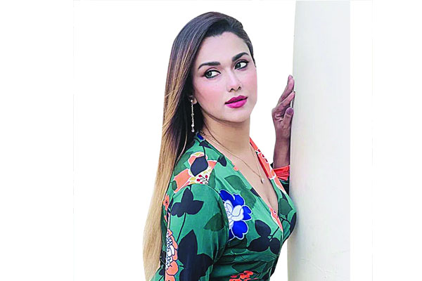 ববির নতুন ছবি