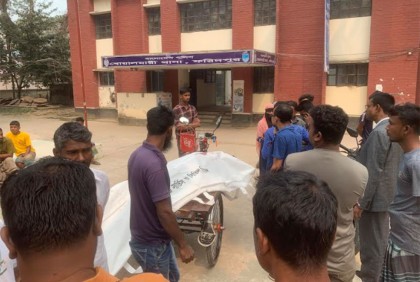 বোয়ালমারীতে সড়ক দুর্ঘটনায় যুবক নিহত
