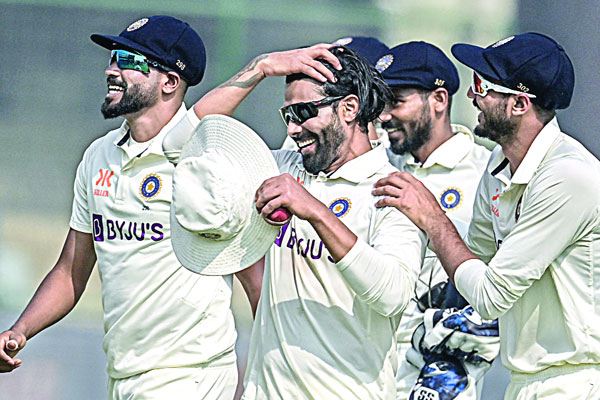 আবারও ৩ দিনেই অস্ট্রেলিয়াকে হারাল ভারত