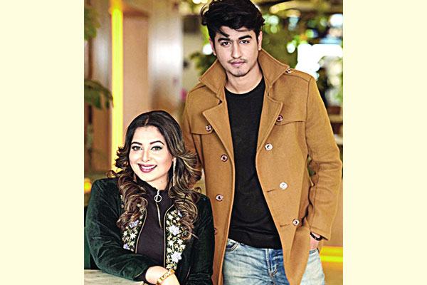 কোনাল-শেখ সাদীর ‘চোখের বারান্দায়’