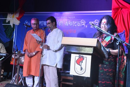 রবীন্দ্রনাথের রতনের বিলাপে বিমর্ষ দর্শকরা  