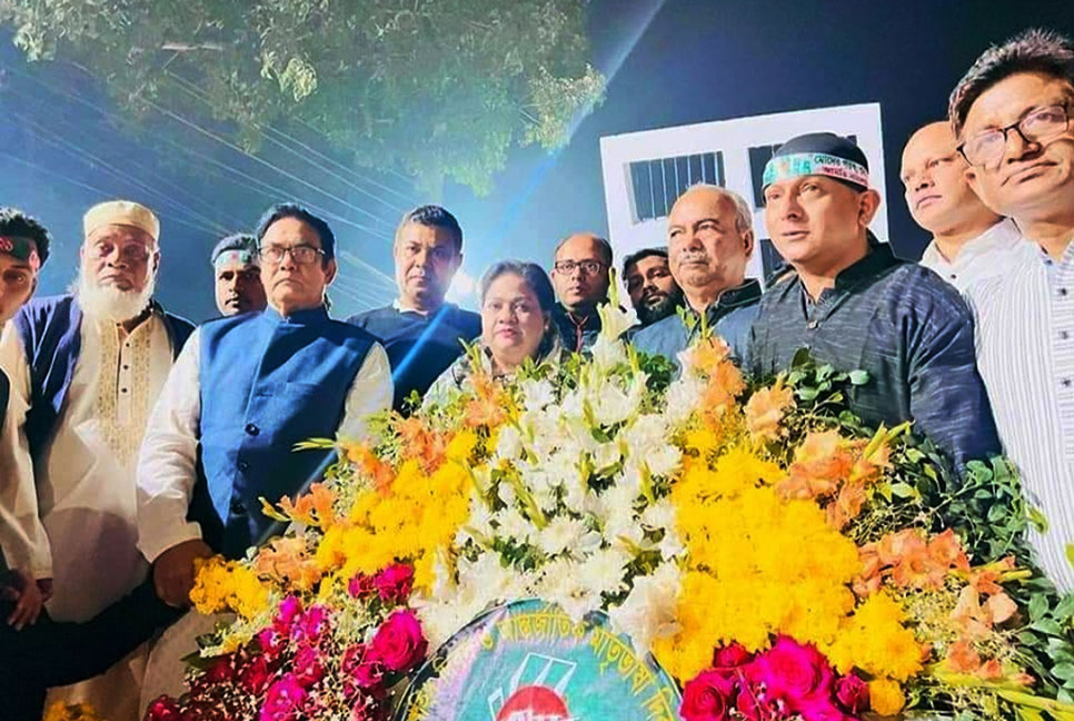 কিশোরগঞ্জে বিনম্র শ্রদ্ধায় ভাষা শহীদদের স্মরণ