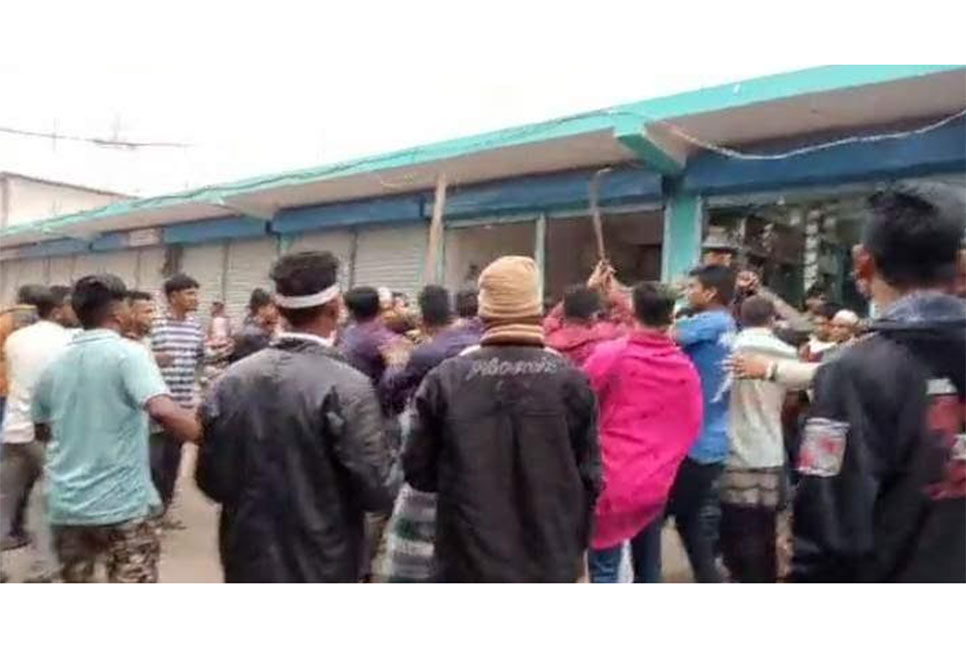 রামগতিতে বিএনপির দুই পক্ষের সংঘর্ষে আহত ১০ 