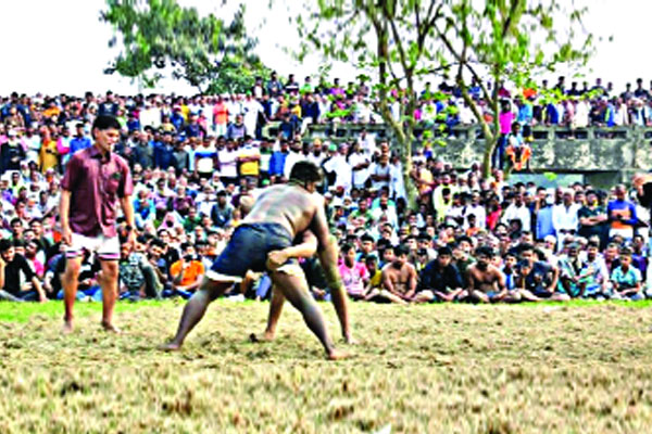 ঐতিহ্যবাহী কুস্তি তিতাসে