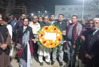 শহীদ দিবস ও আন্তর্জাতিক মাতৃভাষা দিবসে গোপালগঞ্জ আওয়ামী লীগের শ্রদ্ধা