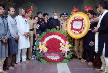 একুশের প্রথম প্রহরে সাতক্ষীরায় ভাষা শহীদদের স্মরণ
