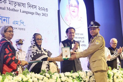 আন্তর্জাতিক মাতৃভাষা পদক পেলেন হাবিবুর রহমান
