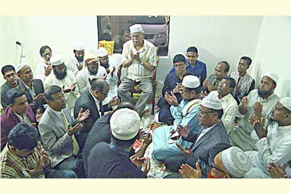 নবনির্বাচিত রাষ্ট্রপতি সাহাবুদ্দিনের বাসভবনে দোয়া মাহফিল