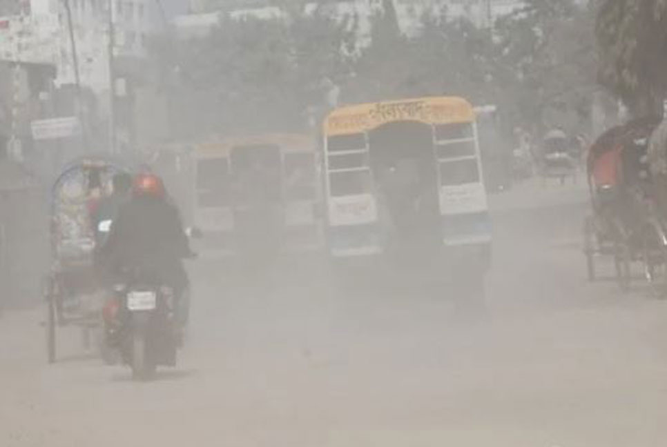 বায়ুদূষণ: আজও ঢাকাকে ছাড়িয়ে ‘অস্বাস্থ্যকর’ কুমিল্লা!