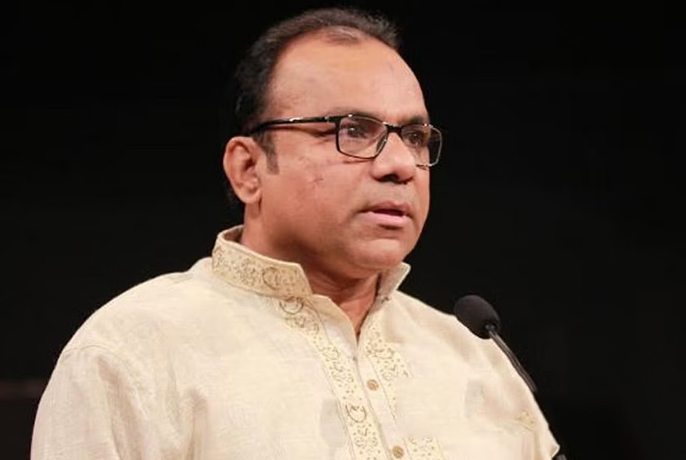 হিন্দি সিনেমা বাংলাদেশের হলে চালানো নিয়ে যা বললেন মিশা সওদাগর