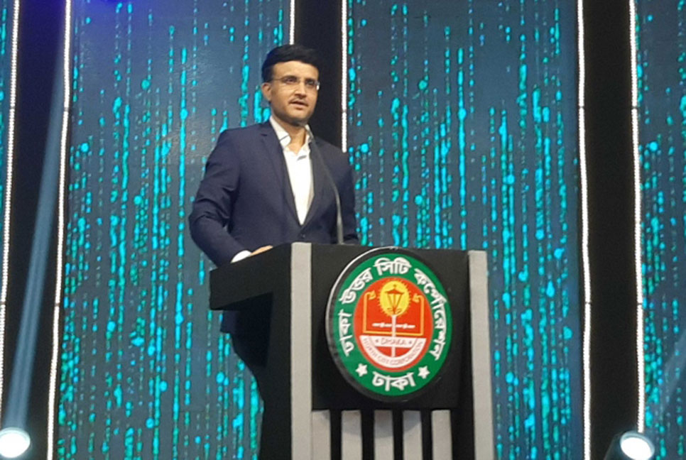 যতবার আমি বাংলাদেশে আসি, আমার অসাধারণ লাগে : সৌরভ 

