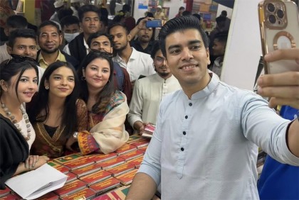 নিজের লেখা বই নিয়ে কটাক্ষের জবাব দিলেন সালমান মুক্তাদির


