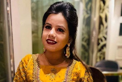 ছাত্রীকে স্ট্যাম্প দিয়ে পেটানোর
অভিযোগ ইডেন কলেজ ছাত্রলীগ নেত্রীর বিরুদ্ধে
