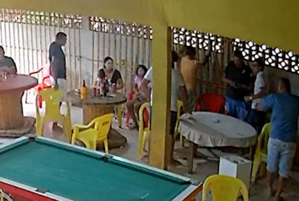 ব্রাজিলে খেলায় হার নিয়ে হাসাহাসি, সাতজনকে গুলি করে হত্যা!
