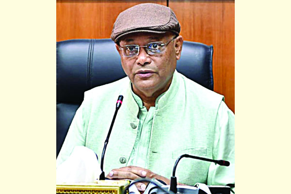 খালেদা উর্দু অঙ্কে পাস, বাংলায় ফেল