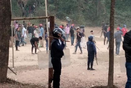 হলের রুম দখল নিয়ে চট্টগ্রাম বিশ্ববিদ্যালয়ে ছাত্রলীগের দুই পক্ষের সংঘর্ষ

