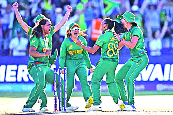 দক্ষিণ আফ্রিকার মেয়েদের নতুন ইতিহাস