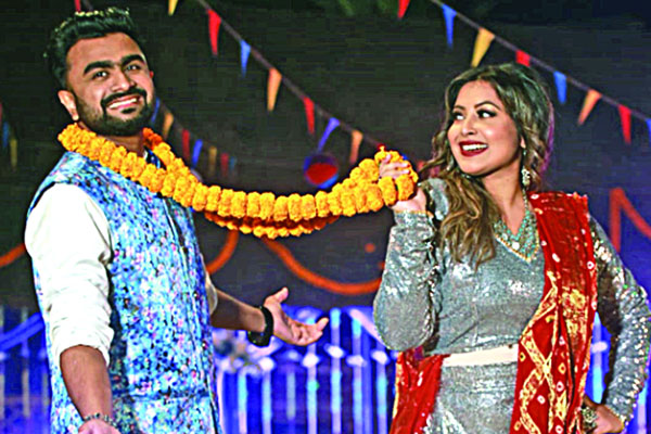 তিন চলচ্চিত্রে কোনাল-ইমরান