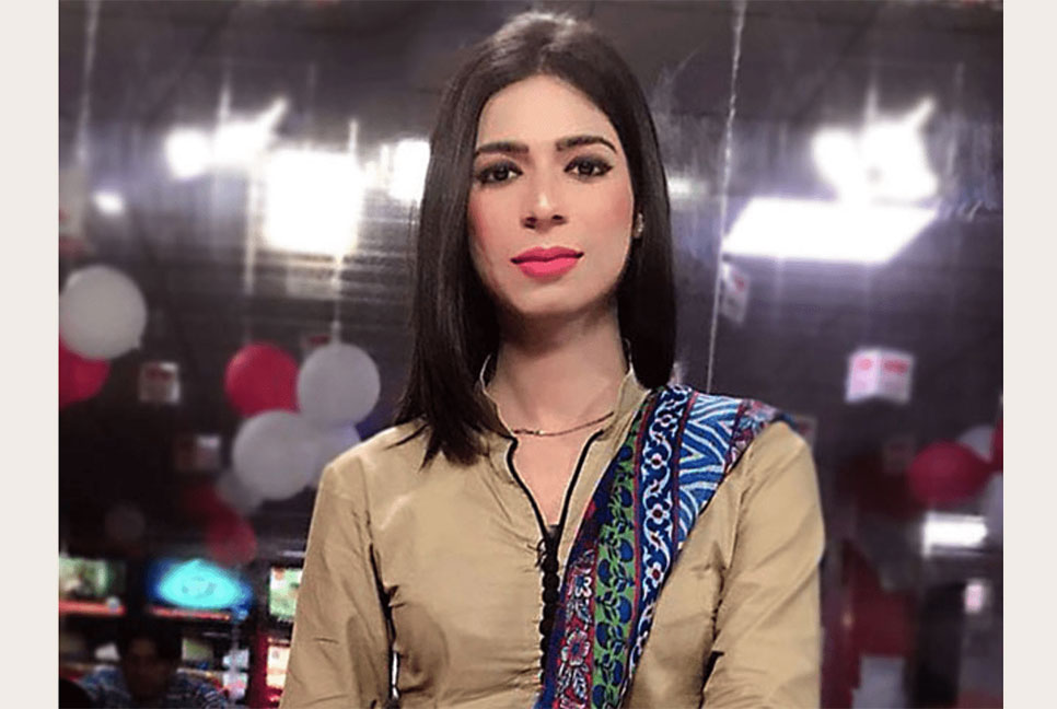 পাকিস্তানের সেই ট্রান্সজেন্ডার সংবাদ উপস্থাপকের ওপর বন্দুক হামলা