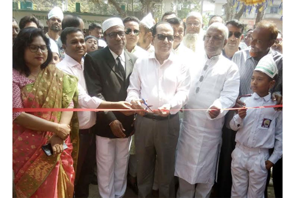 শালিখায় কৃষি মেলা শুরু