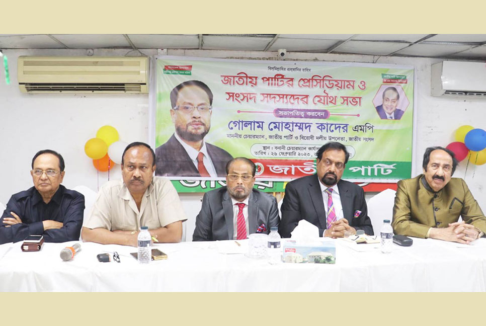 আমরা কেয়ারটেকার সরকারের অধীনে নির্বাচন বিশ্বাস করি না : চুন্নু

