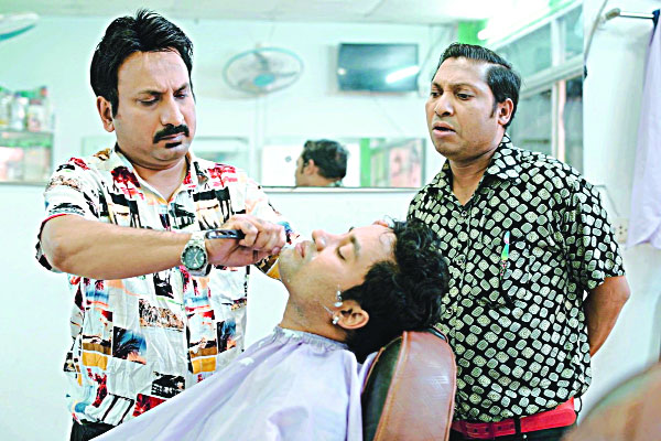 মহল্লার সেলুনের গল্প ‘নরসুন্দর’