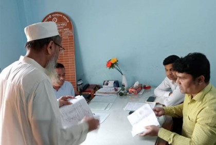 কিশোরগঞ্জ খাদ্য গুদামে দুদকের অভিযান