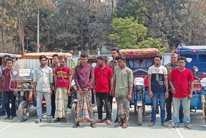 ৩০ মিনিটেই আস্ত অটোরিকশা যন্ত্রাংশে পরিণত করত যারা!