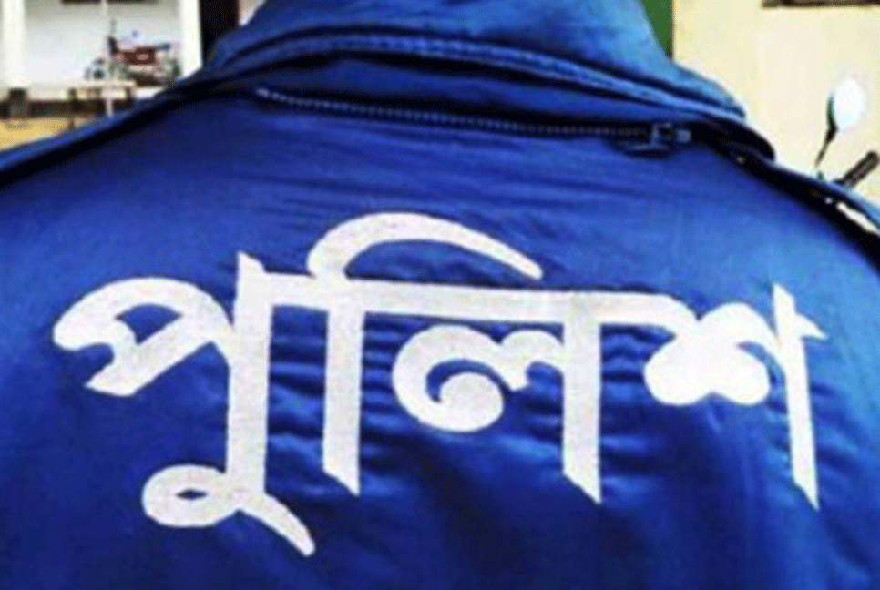 গ্রেফতার আসামিকে ছিনিয়ে নেওয়ার চেষ্টা, চার পুলিশ আহত