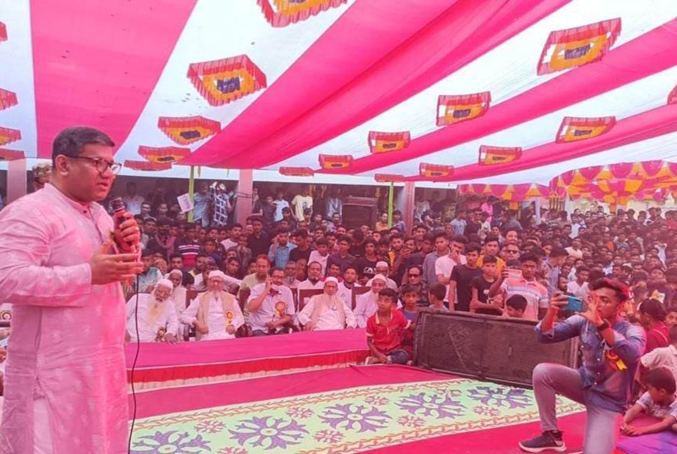 ঐক্যবদ্ধভাবে এই দেশকে এগিয়ে নিয়ে যেতে হবে : আরিফুর রহমান দোলন