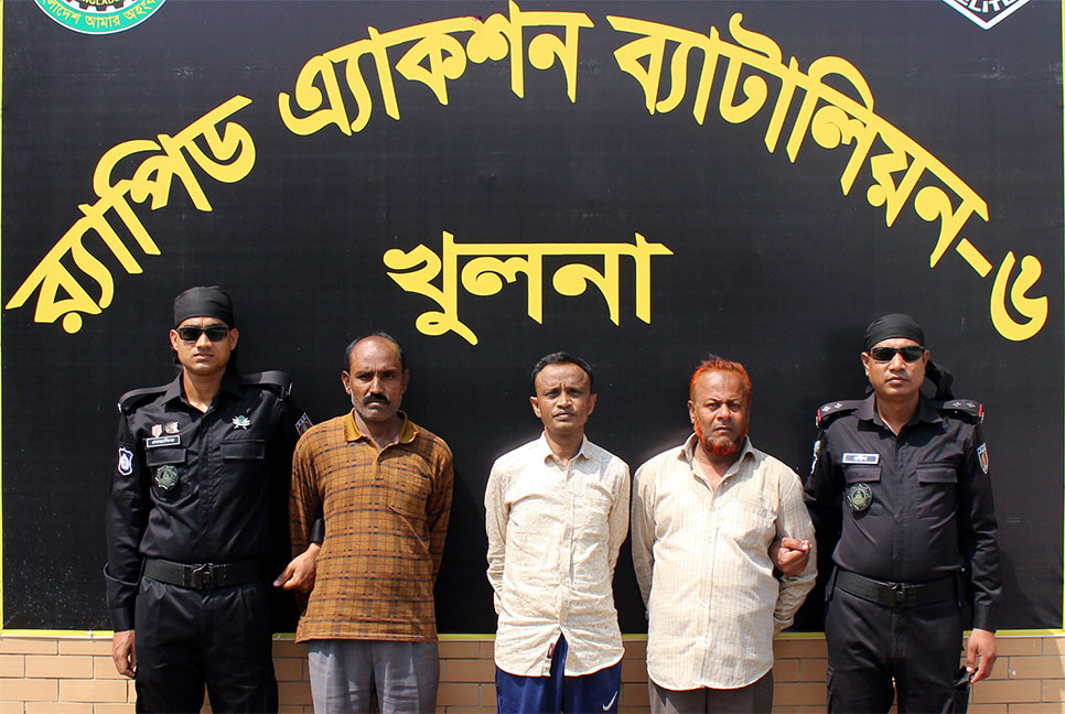 ভুয়া প্রতিষ্ঠানে কোটি কোটি টাকা আত্মসাৎ, মূলহোতাসহ গ্রেফতার তিন