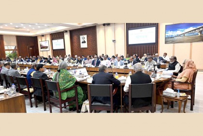 'ভর্তুকির চাপ সামলাতেই বিদ্যুতের দাম বাড়ানো হয়েছে'
