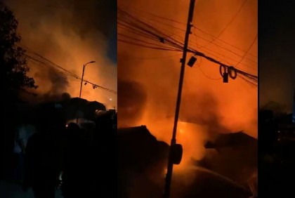 রাজধানীর গোপিবাগে রিকশার গ্যারেজে আগুন, নিয়ন্ত্রণে ৬ ইউনিট

