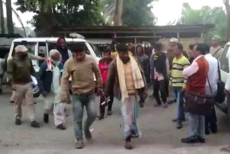 বাল্যবিয়ে ঠেকাতে আসামে অভিযান, আটক ৩ হাজারের বেশি পুরুষ 

