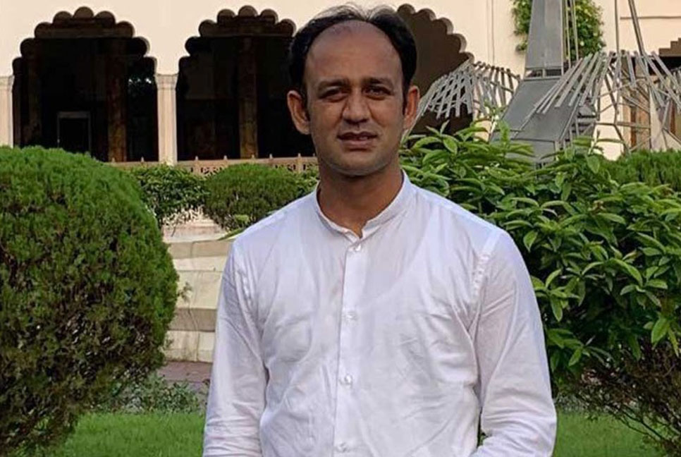 ব্যারিস্টার সুমনের বিরুদ্ধে ৫০০ কোটি টাকার মামলায় সমন জারি

