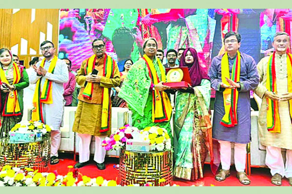 স্মার্ট নাগরিক হতে প্রয়োজন স্মার্ট শিক্ষা : শিক্ষামন্ত্রী