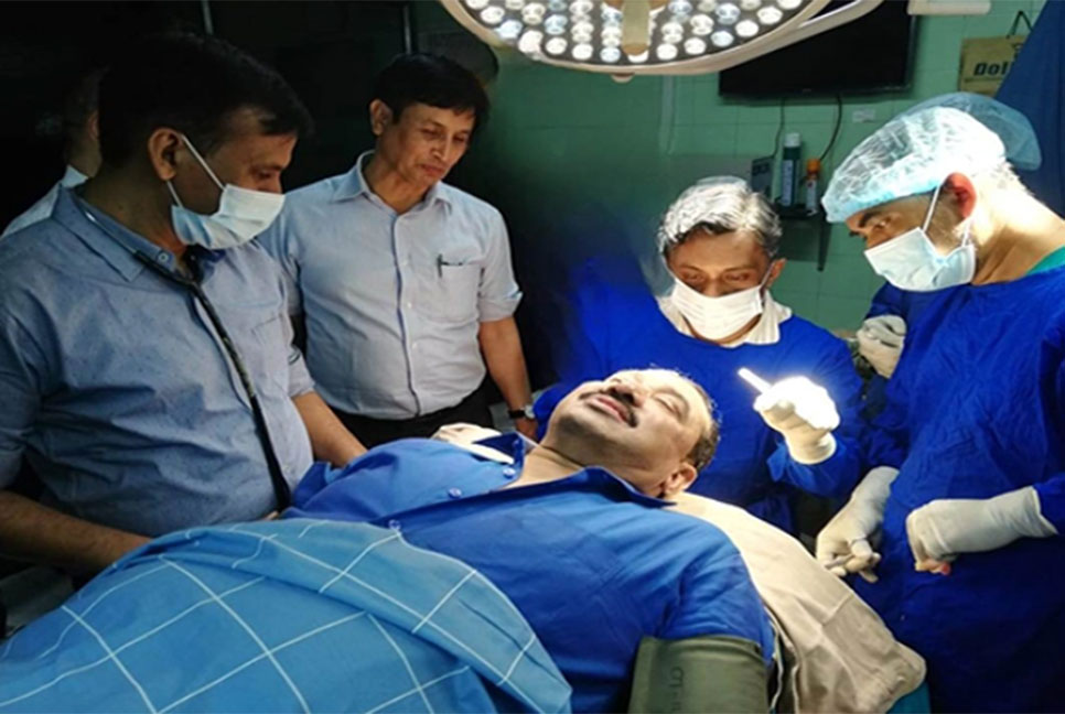 শোকসভা সভা শেষে হুড়োহুড়ি, আহত আ জ ম নাছির

