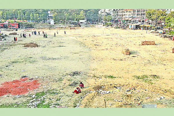 চট্টগ্রামে বন্ধ হচ্ছে খেলার মাঠে মেলা