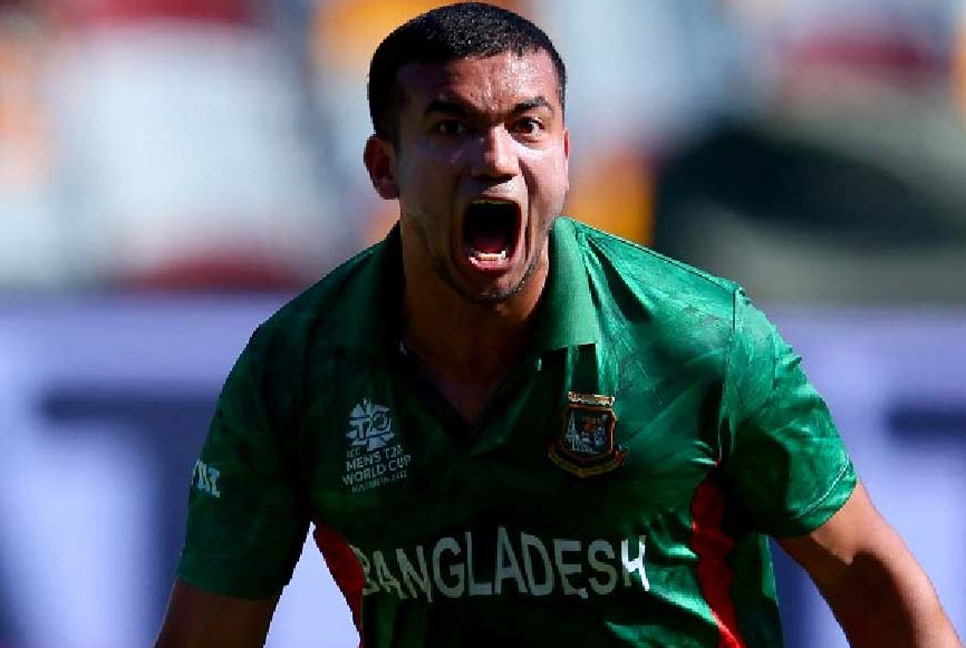 তাসকিনের বোলিংয়ে মুগ্ধ পুরো ইংল্যান্ড দলই